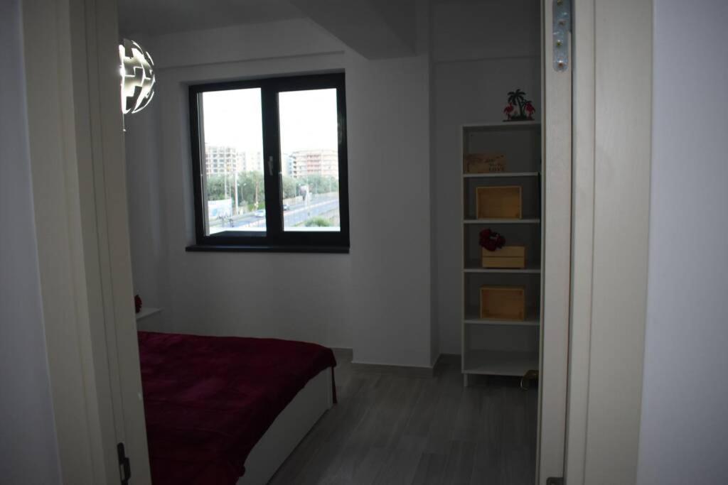Apartment By The Lake With A View Mamaia Exterior foto