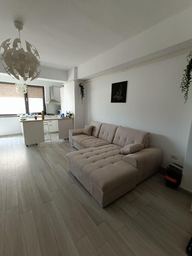 Apartment By The Lake With A View Mamaia Exterior foto